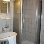 Vier Jahreszeiten Hotel 4*