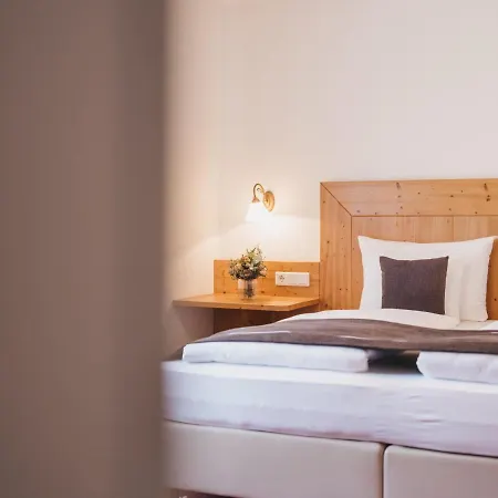 Szálloda Vier Jahreszeiten By Vaya Inkl Zell Am See-kaprun Sommerkarte Kaprun