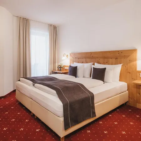 Vier Jahreszeiten By Vaya Inkl Zell Am See-kaprun Sommerkarte 4* Kaprun