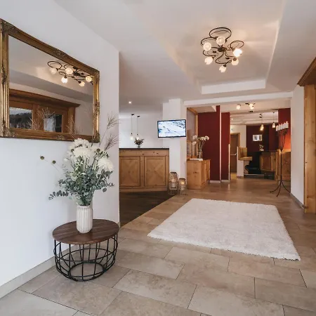 Hotel Vier Jahreszeiten By Vaya Inkl Zell Am See-kaprun Sommerkarte Kaprun