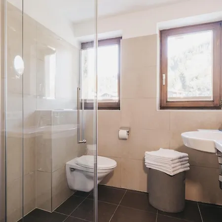 Vier Jahreszeiten By Vaya Inkl Zell Am See-kaprun Sommerkarte Otel Kaprun