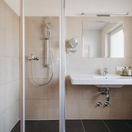 Vier Jahreszeiten By Vaya Inkl Zell Am See-kaprun Sommerkarte Hotel