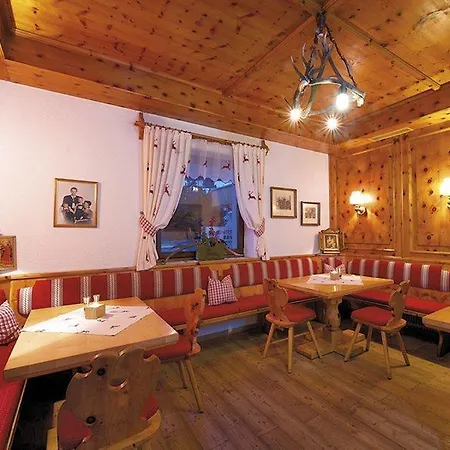 Otel Vier Jahreszeiten By Vaya Inkl Zell Am See-kaprun Sommerkarte Kaprun