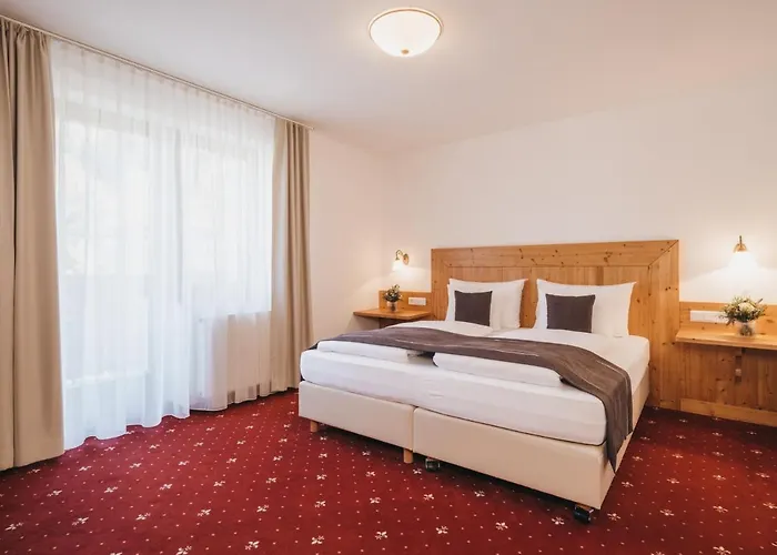 Hotel Vier Jahreszeiten By Vaya Inkl Zell Am See-kaprun Sommerkarte