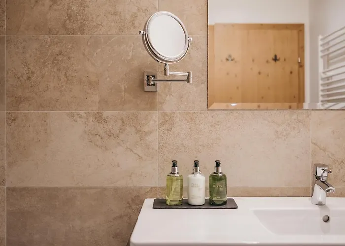 Vier Jahreszeiten By Vaya Inkl Zell Am See-kaprun Sommerkarte 4* Kaprun