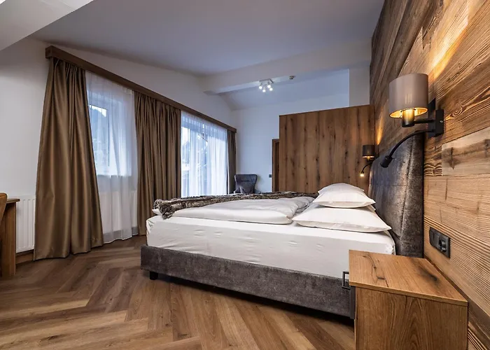 Vier Jahreszeiten 4*