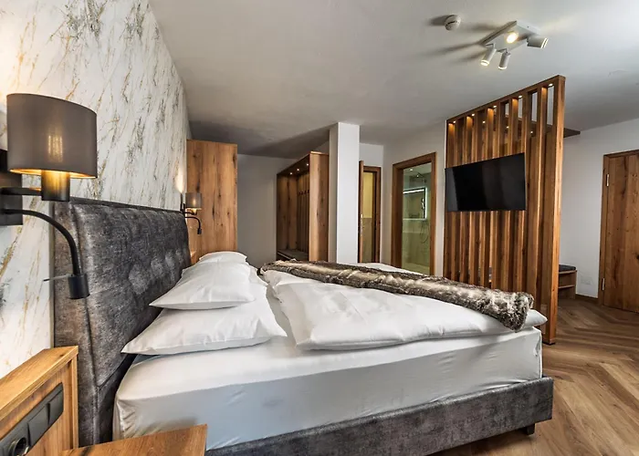 ホテル Vier Jahreszeiten 4*