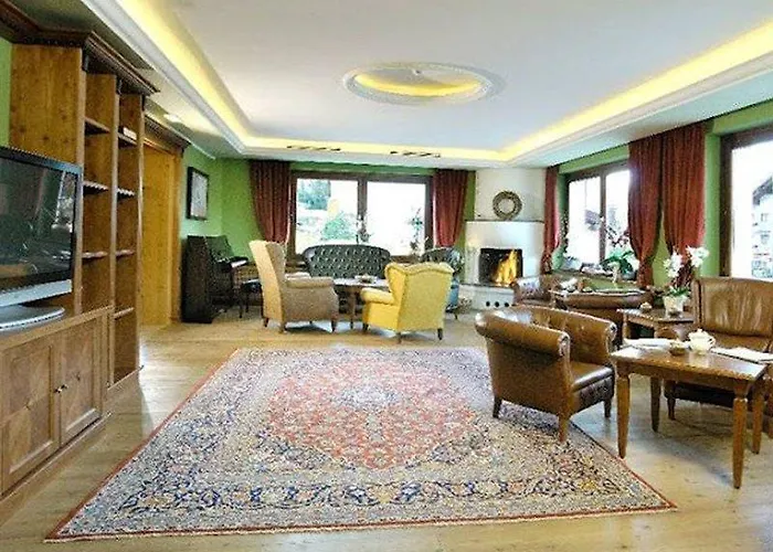 Otel Vier Jahreszeiten 4*